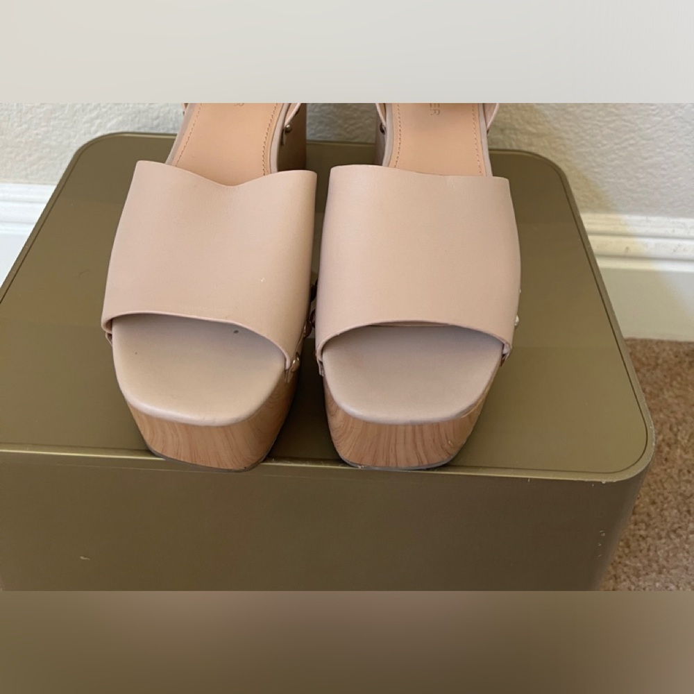 Marc Fisher Beige Platform Sandles